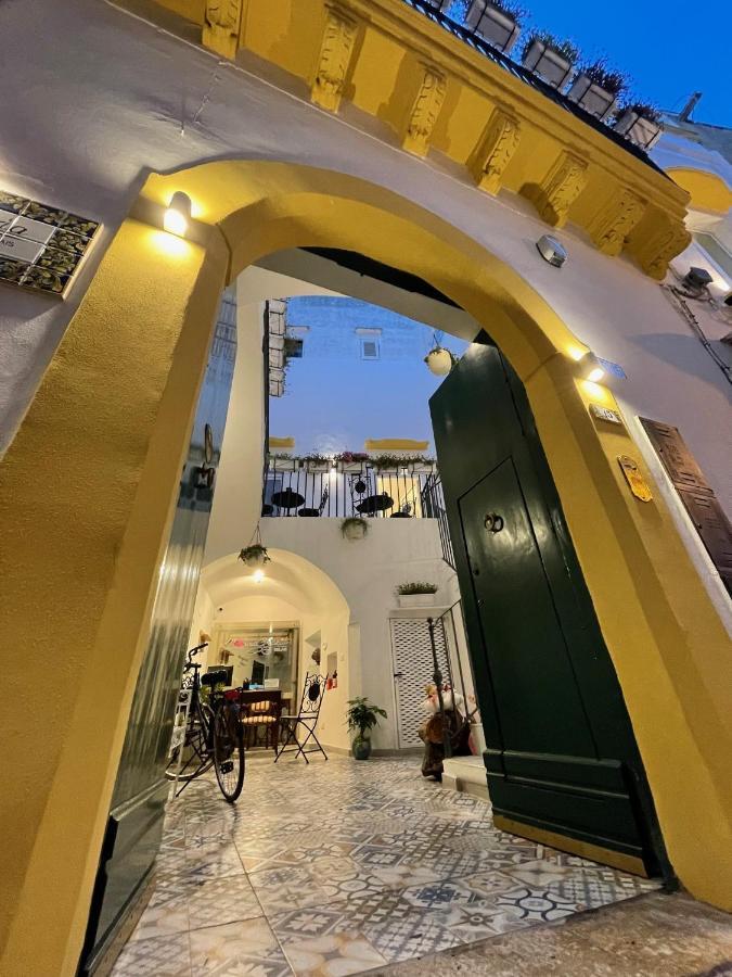 Отель Donna Grazia Relais Галлиполи Экстерьер фото